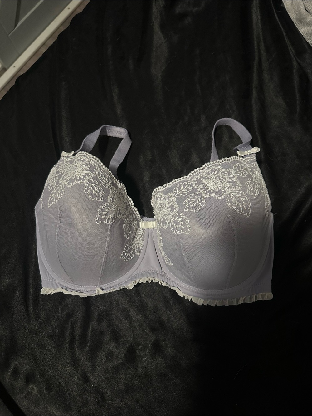 Adore Me Lavender Lace Underwire Bra with White Floral Trim